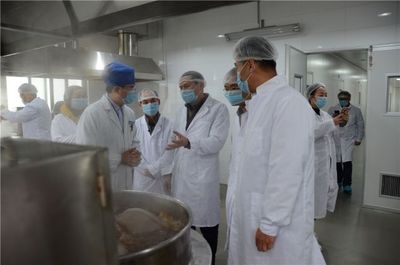 中医药体验活动 辨药剂、尝膏方，中药饮片代煎服务引领健康新风尚